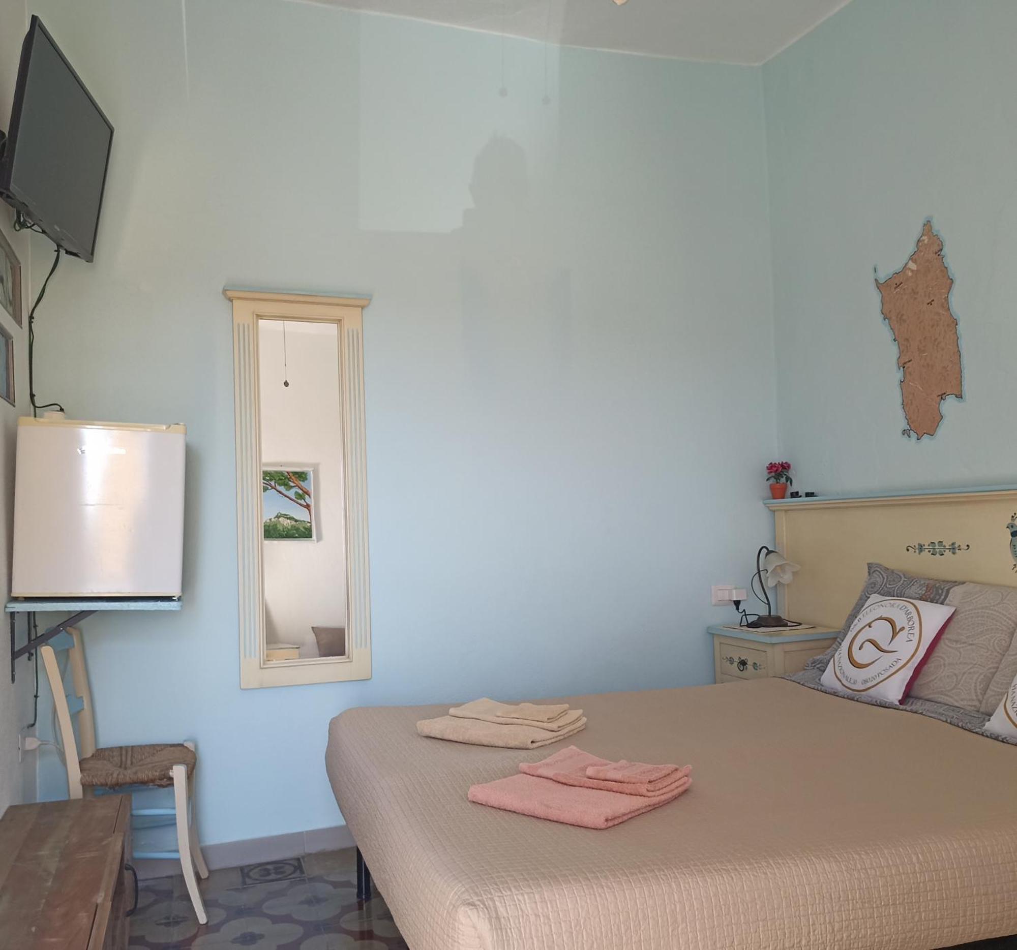 B&B Eleonora D'Arborea, Centro Storico 포사타 외부 사진