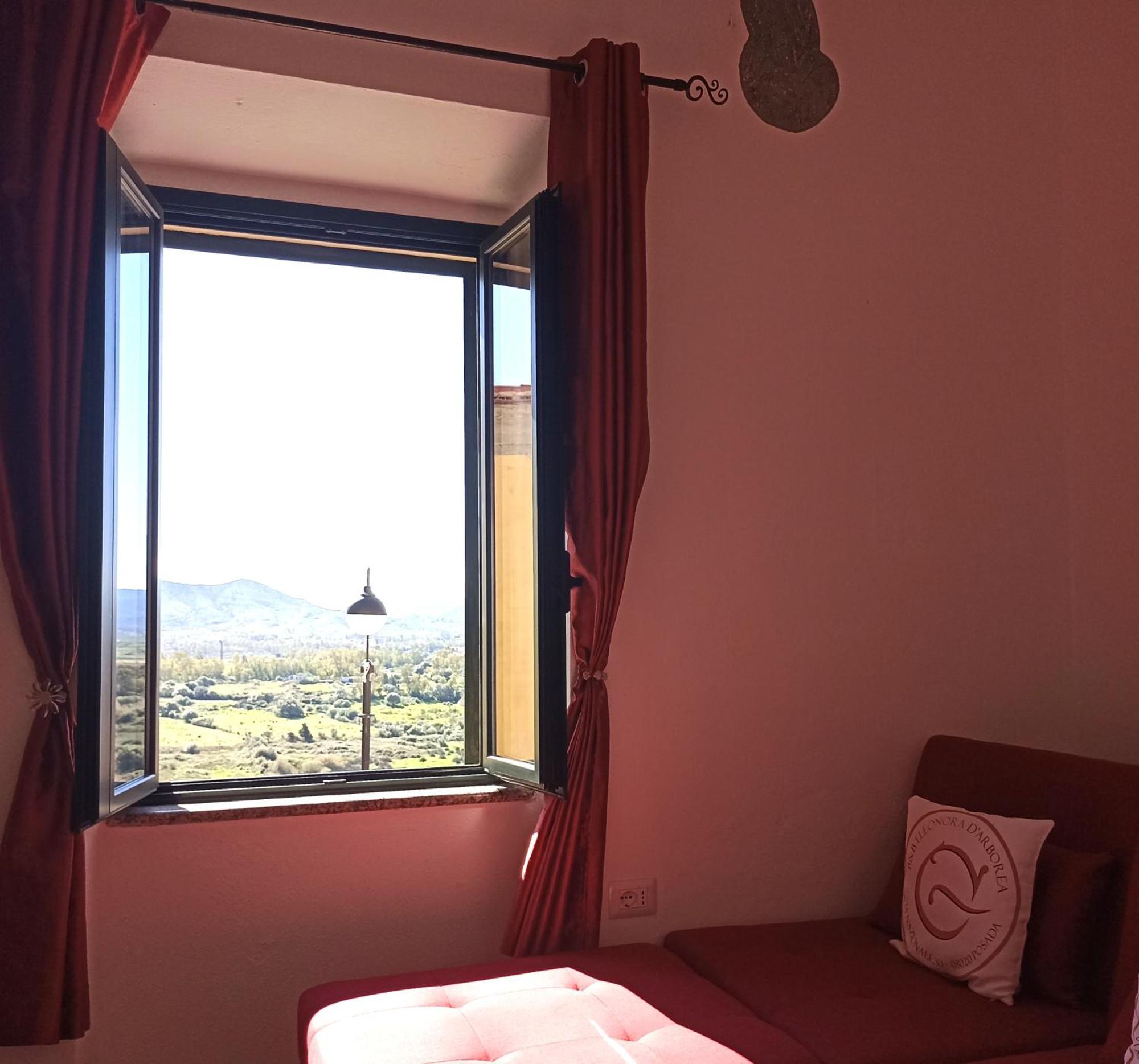 B&B Eleonora D'Arborea, Centro Storico 포사타 외부 사진